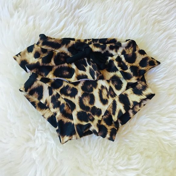 Leopard Print Bummies - Picture 2 of 4